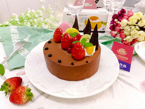 蛋糕师培训学费多少钱一个月